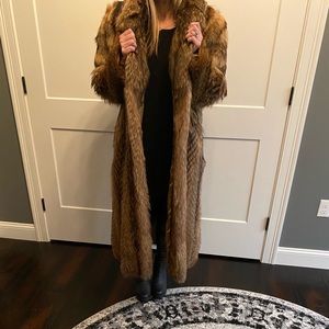 Tanuki Full Length Fur Coat. Worn a handful of times. Beautiful but too big now